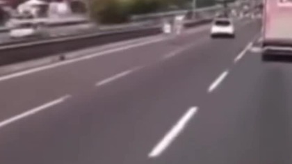 Driftowanie na autostradzie #tsno #transport #drift