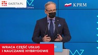 Wraca część usług i nauczanie hybrydowe