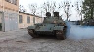 Czołg T55 po remoncie głośno dryndoli