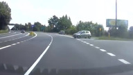 Ślepy wyjeżdża na dwupasmówkę
