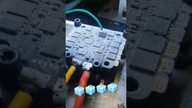 Test na zwarcie z zamrożeniem.  #chinesfpv #teamfailsafe #fpvrepair
