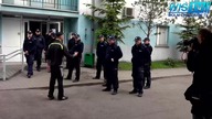 Agresywny sebiks psika gazem w policjantów
