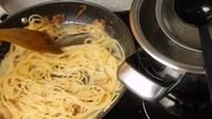 Spaghetti carbonara II Jak zrobić spaghetti carbonara - SauteSzkołaGotowania