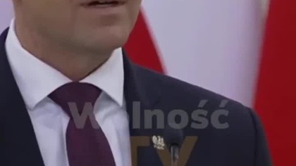 NAWROCKI DO CELEBRYTÓW PLUJĄCYCH NA POLSKI MUNDUR!