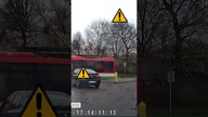 Wymuszenie pierwszeństwa na rondzie przez autobus #shorts #rikordwidjo