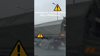 Wymuszenie pierwszeństwa - Jelcz MONowski #shorts #rikordwidjo
