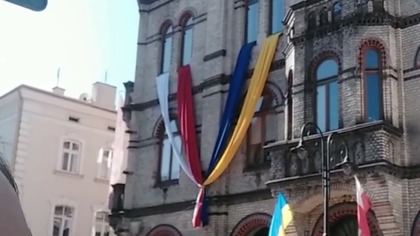 PROWOKACJA I PROPAGANDA NA JEDNYM OBRAZKU