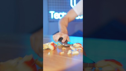 Ten smartfon MIAŻDŻY jabłkofona 