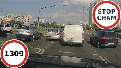 Niebezpieczne i chamskie sytuacje na drogach. Kompilacje nagrań z polskich dróg. Masz ciekawy film wyślij go nam. Duże pliki możesz wysyłać za pomocą www.wetransfer.com Dołącz do grupy na Facebooku https://www.facebook.com/groups/stopcham  (Publikacja w grupie to nie zgłoszenie do kompilacji)