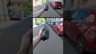 Ale zablokowany chodnik mu nie przeszkadza
