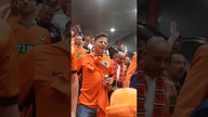 Kibice wypełnili stacje metra w Hamburgu
