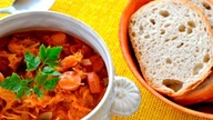 Tani bigos z parówkami - Jak zrobić - [Smakowite Dania]