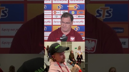 Jakub Kosecki zadał Janowi Urbanowi pytanie od...  swojego taty, Romana.  Selekcjonera zamurowało  