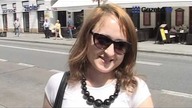 Sposób na pobudkę, gdy za oknem brzydko? Kostki lodu w majtkach