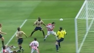 Amazing Goalkeepers Saves - Craziest Saves Ever