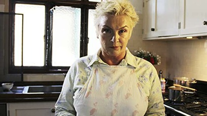 Kobiety, kt&oacute;re niosły śmierć 9 (2015) - Sypiając z wrogiem
