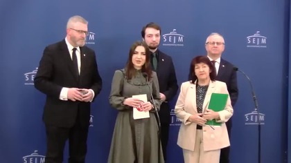 Szanowni Państwo, YouTube nieustannie cenzuruje nasze treści i obcina nam nawet 90% zasięgów, co pozbawia nas możliwości utrzymania naszej działalności. Wobec tego bardzo prosimy o Państwa wsparcie. Jeśli chcą Państwo wspomóc naszą misję walki z systemem, można to zrobić pod poniższymi linkami, LUB UDOSTĘPNIAJĄC po prostu ten materiał!
 https://wolnosc.tv/wsparcie/
 Patronite: https://patronite.pl/wolnosctv
 Wirutalna kawa: https://buycoffee.to/wolnosctv

  Kliknij DZWONEK  i SUBSKRYBUJ kanał, aby być na bieżąco!
https://youtube.com/channel/UCbrkcWVRq0BP75PccSYv-qA?sub_confirmation1
 Więcej na portalu https://wolnosc.tv
 Znajdź nas również na FB:  https://www.facebook.com/WolnosciNiepodlegloscTV
 Oraz Twitterze: https://twitter.com/WolnoscTV
 Wirtualna kawa: https://buycoffee.to/wolnosctv

#konfederacja #braun #sejm