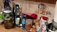 Zasmakuj w Sienkiewiczu - Staropolskie Gotowanie z Sarmatą! Robimy wołowinę o zupę z lubczykiem!