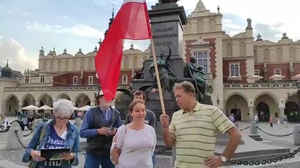 16. 06. 2023r Kraków Rynek ponowne odzyskanie polskości Pomnika Adama Mickiewicza.