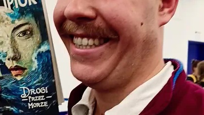 Wywiad z Andrzejem Pilipiukiem! Zmysło przepytuje polskiego mistrza Fantastyki!