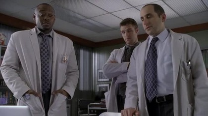 House M.  D.  S07E15 Bombshells