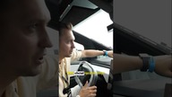 OGROMNA SZYBA W TESLI CYBERTRUCK!  Jak ją umyć? #tesla #cybertruck #danielgrzyb #elektromobilność