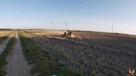 Trzydziestka w akcji/sianie nawozu