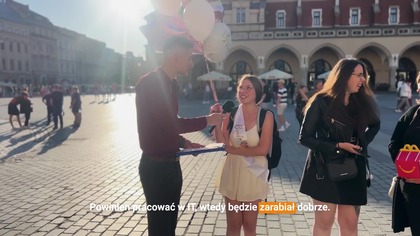  Ile powinien zarabiać facet, żeby był...  przystojny 