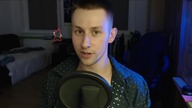 Mina ze świata pięknych mężczyzn.