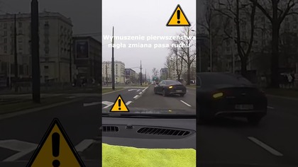 Wymuszenie pierwszeństwa, nagła zmiana pasa ruchu #shorts #rikordwidjo
