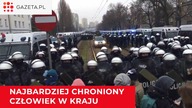 Strajk Kobiet.  Kordony policji chroniły willę Kaczyńskiego
