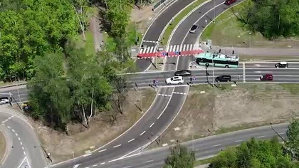 Kto to wymyślił ? Czy w tym miejscu powinno być rondo ?