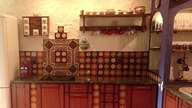 Pomysły na płytki nad blatem kuchennym [15 pomysłów]