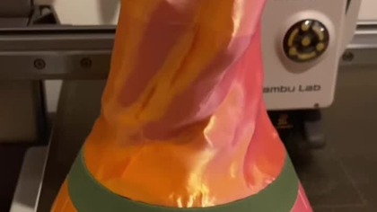 Zaskakująco krótko drukowałem.  #worldcup #cup #world #champions #football #3dprinter #3dmodels #ball
