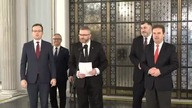 Grzegorz Braun: Policja NIELEGALNIE ZAKŁÓCA wybory w Rzeszowie! To są PRZESTĘPCZE działania!
