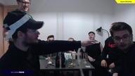 Lukisteve pije z lejka