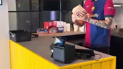 JAKI KLIENT TAKI KEBAB ( GOŚĆ MYŚLAŁ ŻE JEST KSIĄŻULO XD )