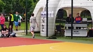 Być tak WYSOKO i nie wsadzić, ale ciota.  #shorts