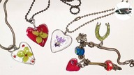 Jak zrobić serduszka zawieszki z kleju [GLUE PENDANTS HEART DIY] - Pomysły plastyczne dla każdego