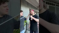 @MrKryha ROBI WRAŻENIE I BUDZI SZACUNEK