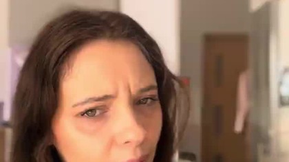 Weź sobie młodą żonę.  Będzie posłuszna.  Raj chłopów ze zboru.