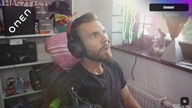 Chłop co na mefedronie streamuje