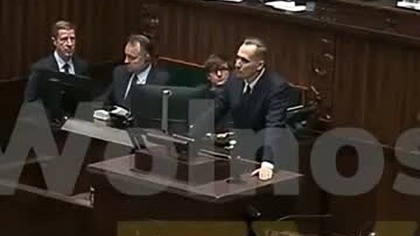 Szanowni Państwo, YouTube nieustannie cenzuruje nasze treści i obcina nam nawet 90% zasięgów, co pozbawia nas możliwości utrzymania naszej działalności. Wobec tego bardzo prosimy o Państwa wsparcie. Jeśli chcą Państwo wspomóc naszą misję walki z systemem, można to zrobić pod poniższymi linkami, LUB UDOSTĘPNIAJĄC po prostu ten materiał!
 https://wolnosc.tv/wsparcie/
 Patronite: https://patronite.pl/wolnosctv
 Wirtualna kawa: https://buycoffee.to/wolnosctv

  Kliknij DZWONEK  i SUBSKRYBUJ kanał, aby być na bieżąco!
https://youtube.com/channel/UCbrkcWVRq0BP75PccSYv-qA?sub_confirmation1
 Więcej na portalu https://wolnosc.tv
 Znajdź nas również na FB:  https://www.facebook.com/WolnosciNiepodlegloscTV
 Oraz Twitterze: https://twitter.com/WolnoscTV
 Wirtualna kawa: https://buycoffee.to/wolnosctv

#konfederacja #sejm #berkowicz