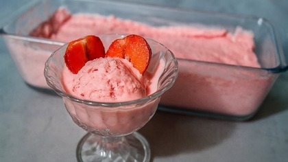 Przepis na lody domowe z serka  truskawkowe