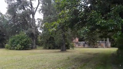 Łęski Palace in Biała Waka near Vilnius.  Pałac Łęskich w Białej Wace pod Wilnem