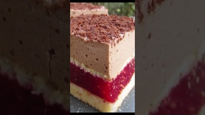 ciasto malinowo czekoladowe na biszkopcie