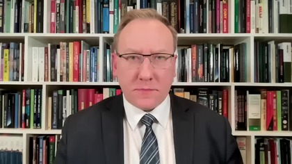 Zełenski wyproszony z Białego Domu.  Trump na drodze do odwróconego Nixona¿ (720p 25fps H264-128kbit AAC)