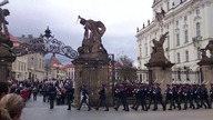 Praga-zmiana warty na Hradczanach