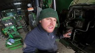 Jak producenci nowych maszyn oszczędzają na produkcji - mały serwis JD 6110 MC
