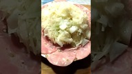 Świetny przepis na Surówkę , Sałatkę do obiadu ! Z kiszonej kapusty ! Tani przepis, Bardzo zdrowa !